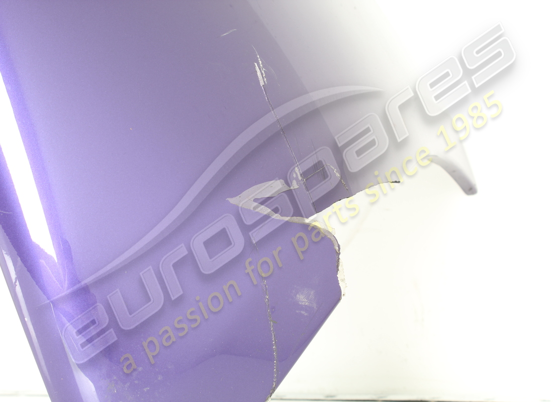 damaged ferrari complete rear bumper. part number 985802357 (4)