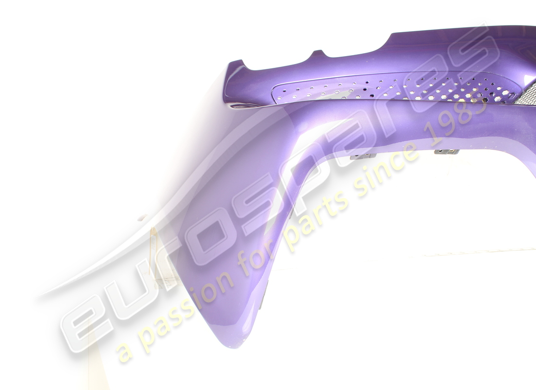 damaged ferrari complete rear bumper. part number 985802357 (2)