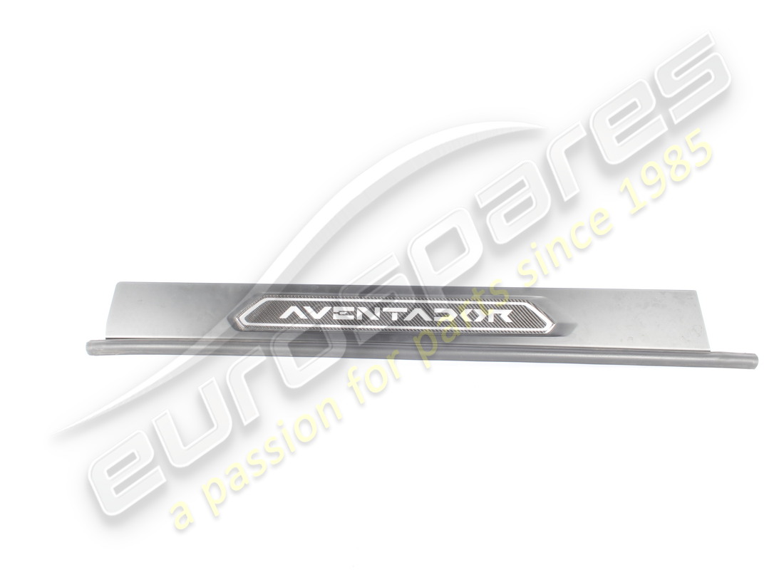 DAMAGED Lamborghini CARBON KICK PLATE . PART NUMBER 470853369A (1)