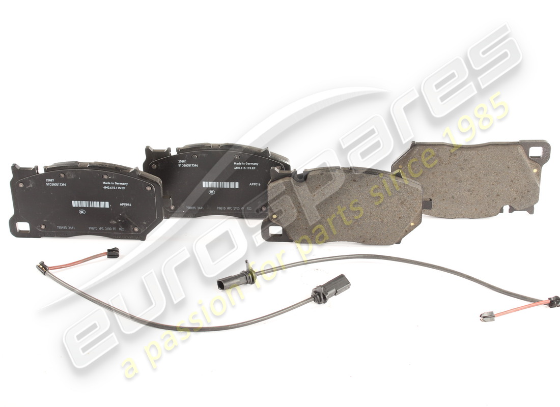 NEW LAMBORGHINI FRONT BRAKE PADS SET. PART NUMBER 4M0698151BP (1) new lamborghini front brake pads set. part number 4m0698151bp (1)