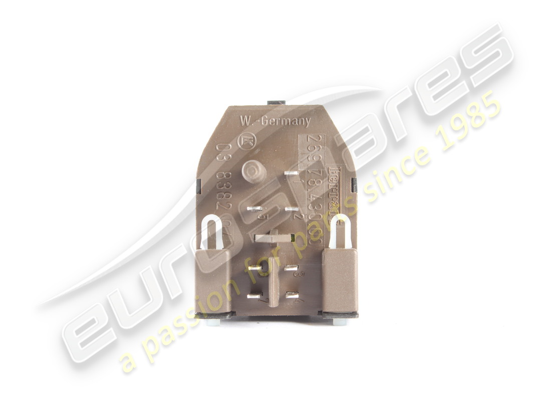 USED FERRARI SIDE REAR MIRROR SWITCH. PART NUMBER 153114 (2) used ferrari side rear mirror switch. part number 153114 (2)