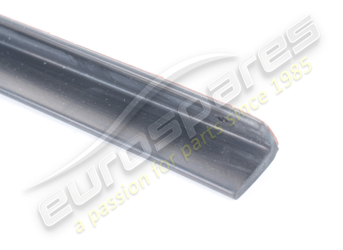 new ferrari rh rear dam. part number 86574200 (3)