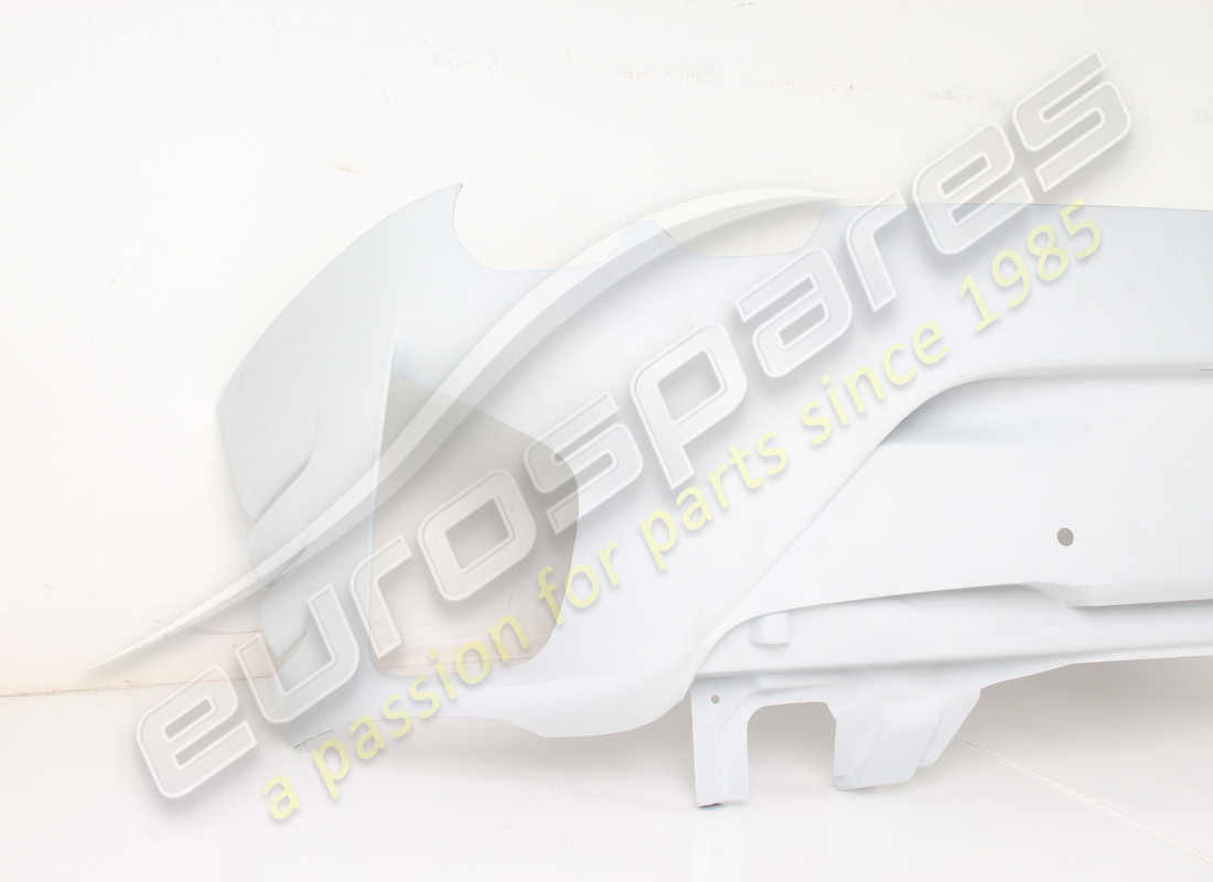 NEW FERRARI COMPLETE REAR BUMPER. PART NUMBER 985922153 (2) new ferrari complete rear bumper. part number 985922153 (2)