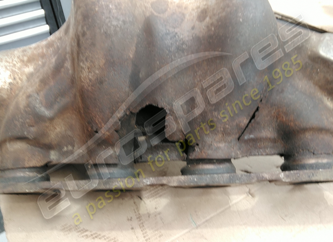 USED LAMBORGHINI EXHAUST MANIFOLD ASSEMBLY. PART NUMBER 07L253034A (2) used lamborghini exhaust manifold assembly. part number 07l253034a (2)