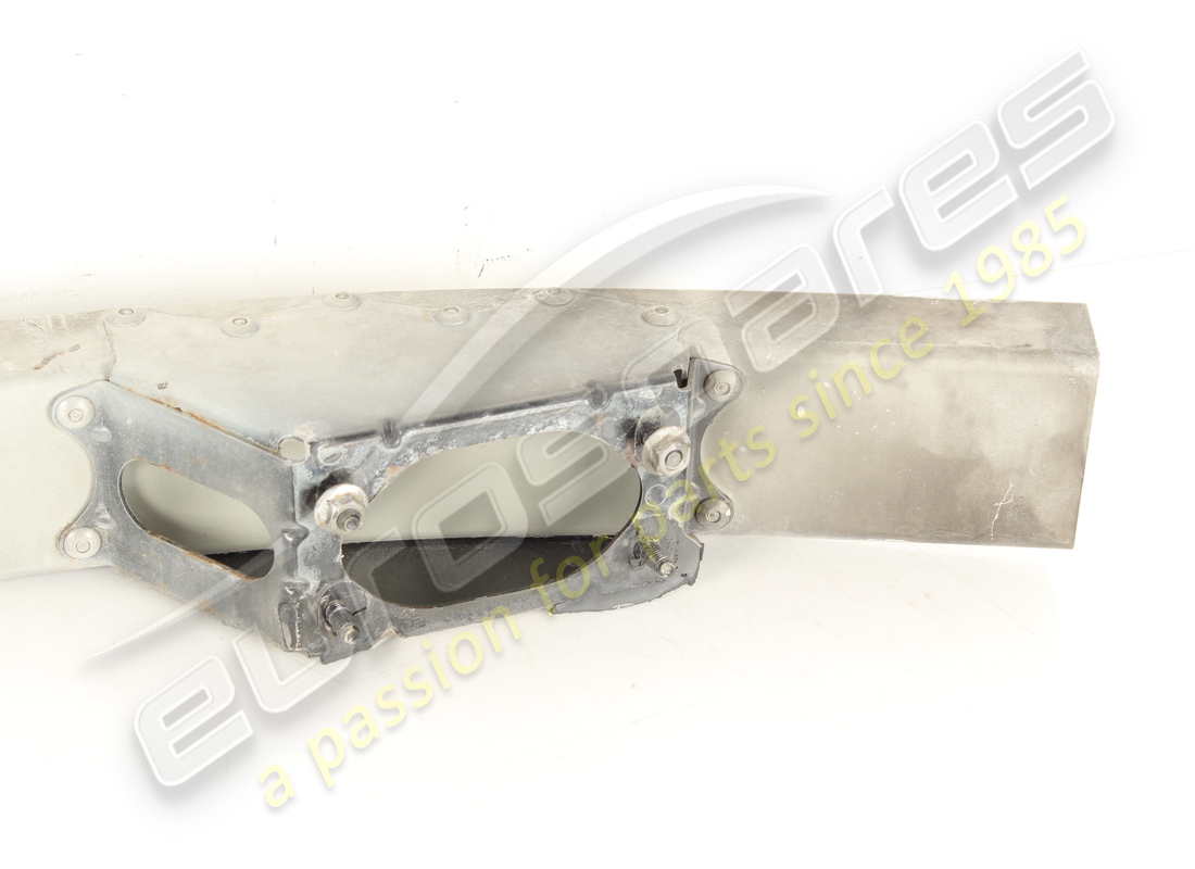 USED FERRARI CRASH-BOX CROSS MEMBER. PART NUMBER 84071400 (7) used ferrari crash-box cross member. part number 84071400 (7)