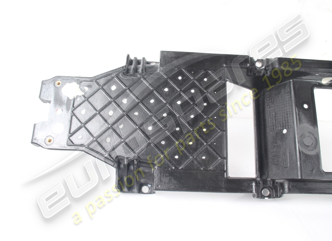 USED FERRARI TUNNEL STRUCTURE. PART NUMBER 88955900 (3) used ferrari tunnel structure. part number 88955900 (3)