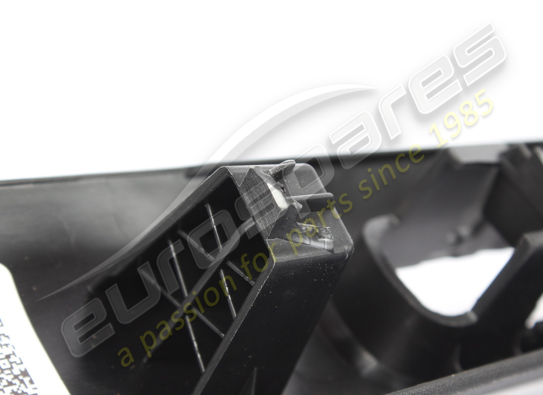 damaged porsche side member trim black. part number 992863426c1e0 (3)
