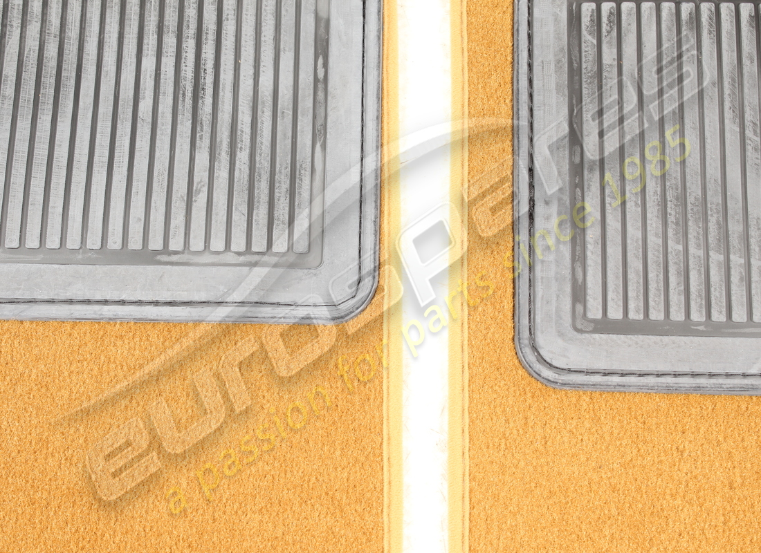 NEW FERRARI MOVABLE CARPETS SETBEAVER. PART NUMBER 68936896 (2) new ferrari movable carpets setbeaver. part number 68936896 (2)