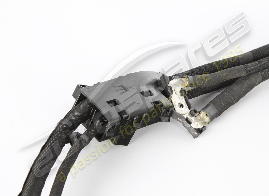 USED MASERATI CABLAGGIO VANO MOTORE 48 V. PART NUMBER 670221485 (4) used maserati cablaggio vano motore 48 v. part number 670221485 (4)