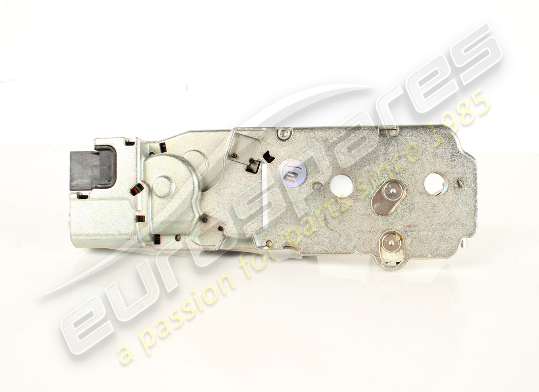 USED FERRARI LOCK STRIKER. PART NUMBER 83629000 (2) used ferrari lock striker. part number 83629000 (2)