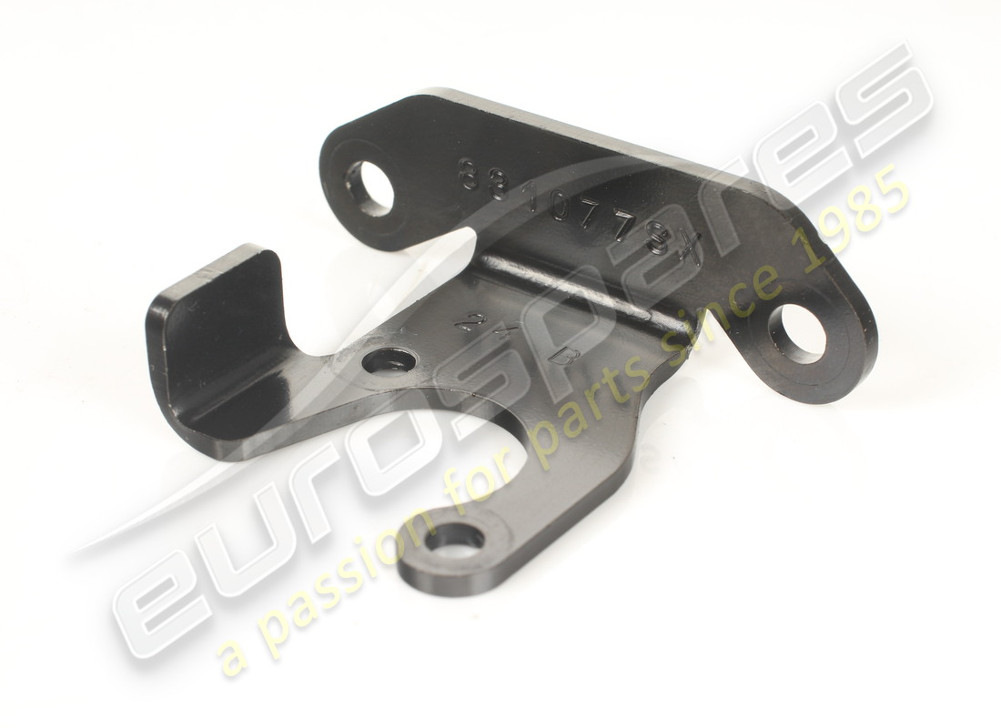 USED FERRARI MOTION SENSOR FASTENER BRACK. PART NUMBER 831077 (6) used ferrari motion sensor fastener brack. part number 831077 (6)