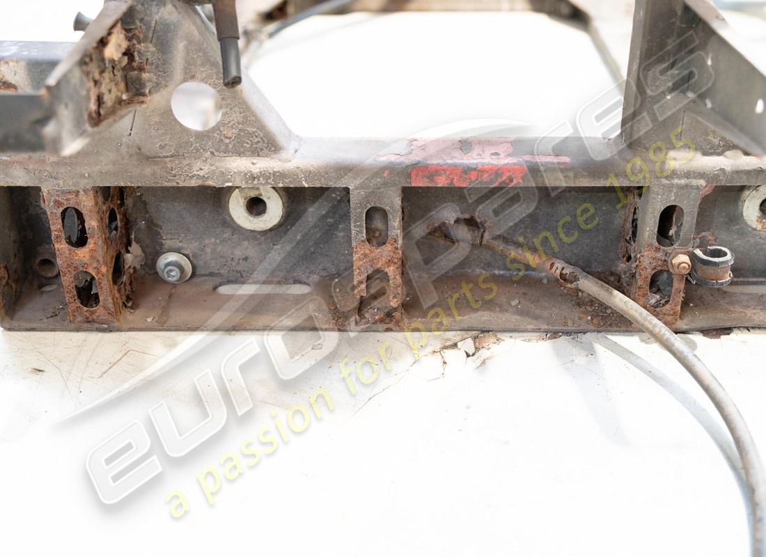 USED FERRARI REAR MOVEABLE FRAME LHD PART NUMBER 63504700 (5) used ferrari rear moveable frame lhd part number 63504700 (5)