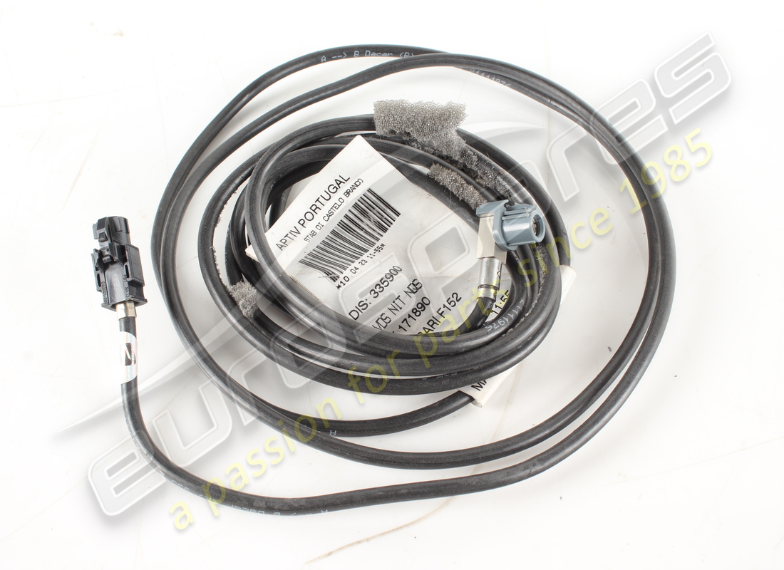USED Ferrari LVDS NIT-NQS VIDEO CABLE . PART NUMBER 335900 (1)