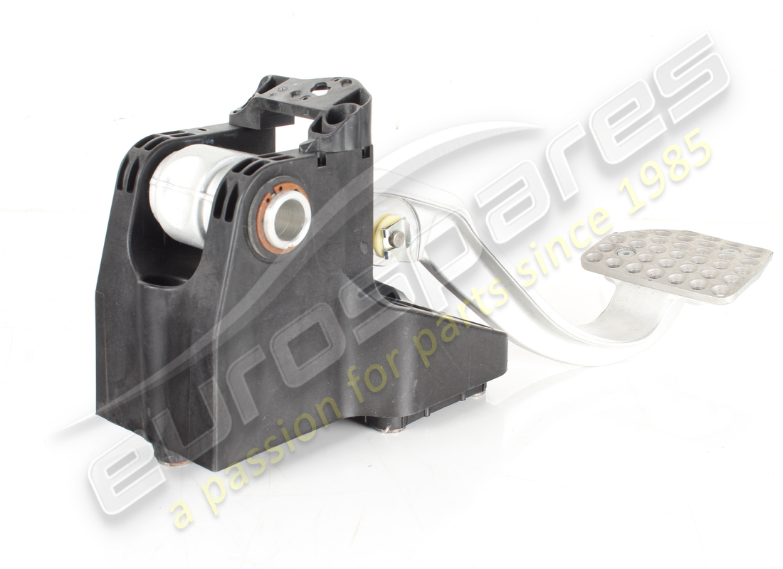 USED FERRARI BRAKE PEDAL. PART NUMBER 261846 (2) used ferrari brake pedal. part number 261846 (2)