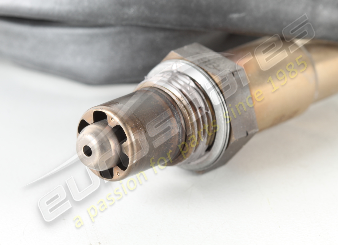 NEW BOSCH REAR OXYGEN SENSOR. PART NUMBER 191412 (4) new bosch rear oxygen sensor. part number 191412 (4)