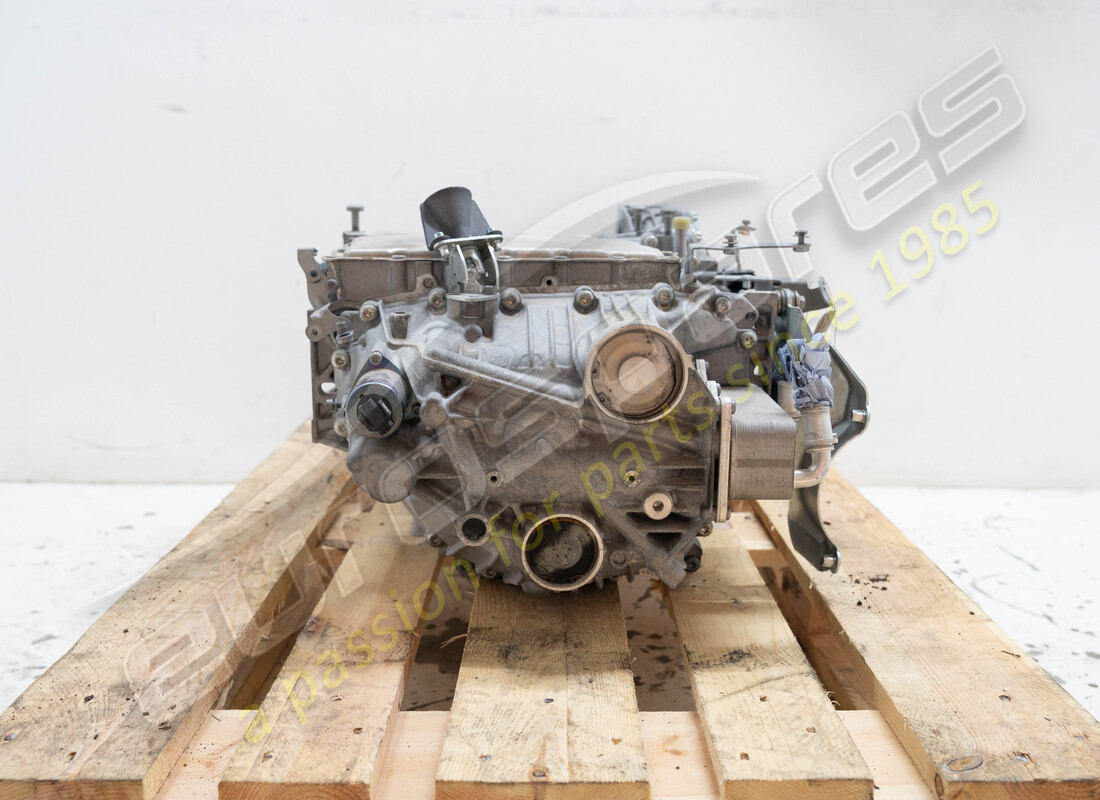 used ferrari dual-clutch gearbox (dct). part number 893170 (4)
