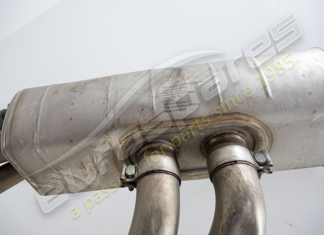 USED LAMBORGHINI URUS AKRAPOVIC SPORT EXHAUST. PART NUMBER 4ML251051A (3) used lamborghini urus akrapovic sport exhaust. part number 4ml251051a (3)