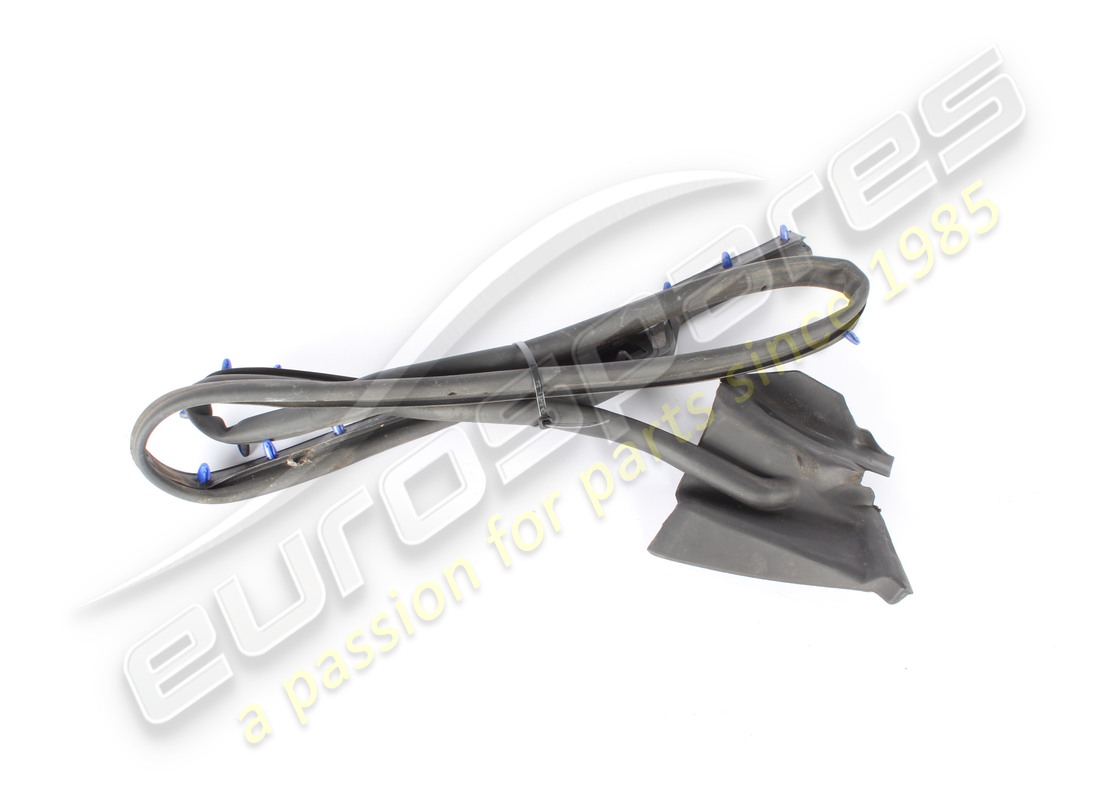 USED Maserati RH FRONT DOOR SILL GASKET . PART NUMBER 670002087 (1)