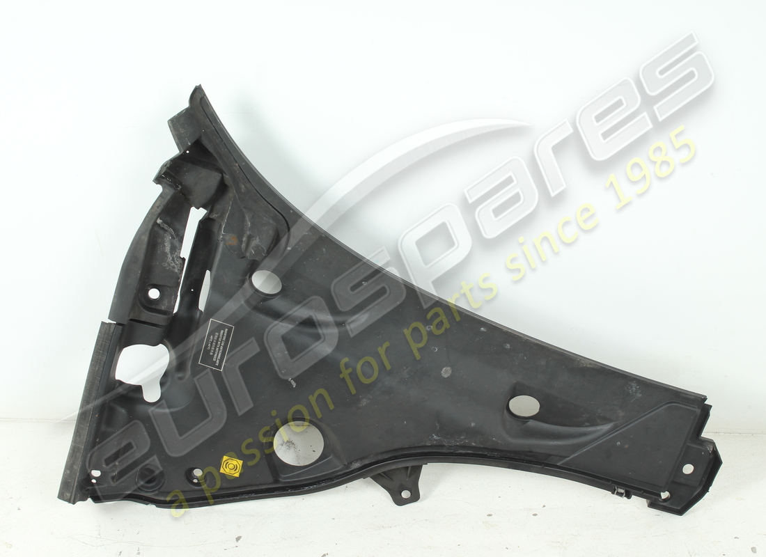 USED FERRARI COMPLETE RH UNDERWINDSCREEN TR. PART NUMBER 88959900 (2) used ferrari complete rh underwindscreen tr. part number 88959900 (2)