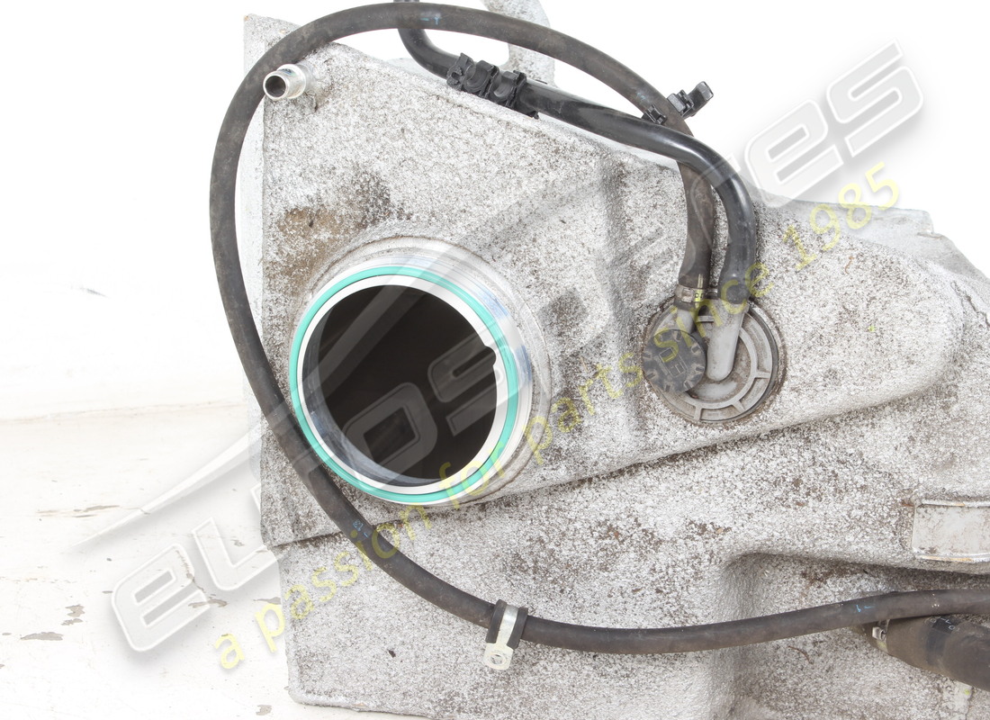 used ferrari lh fuel tank. part number 248139 (2)