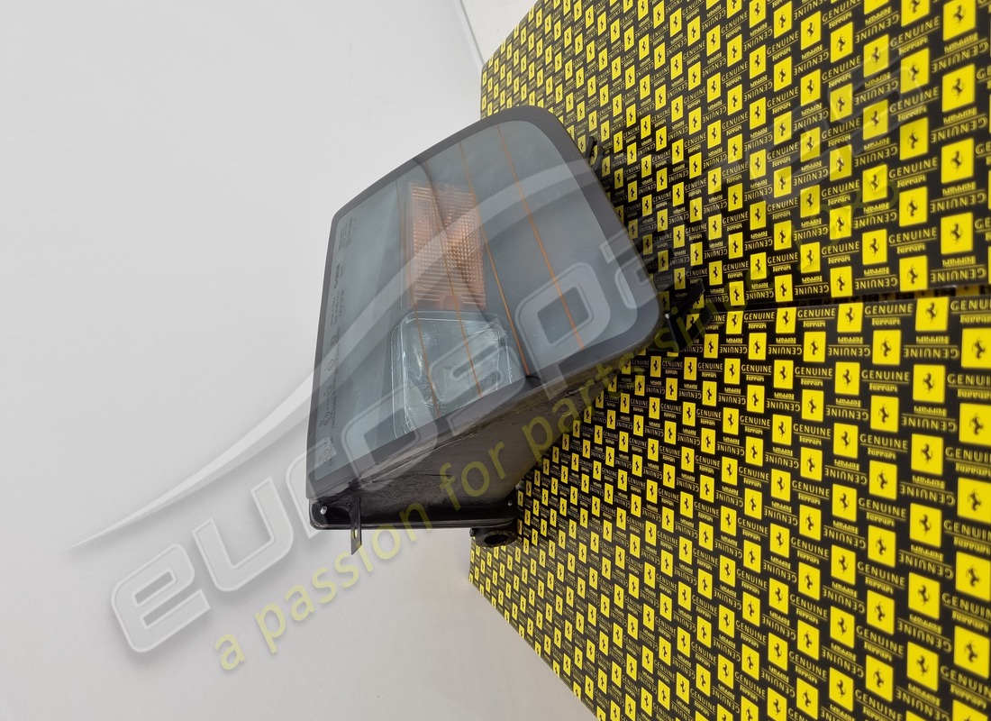 NEW FERRARI LH INDICATOR LAMP ASSEMBLY. PART NUMBER 135081 (3) new ferrari lh indicator lamp assembly. part number 135081 (3)