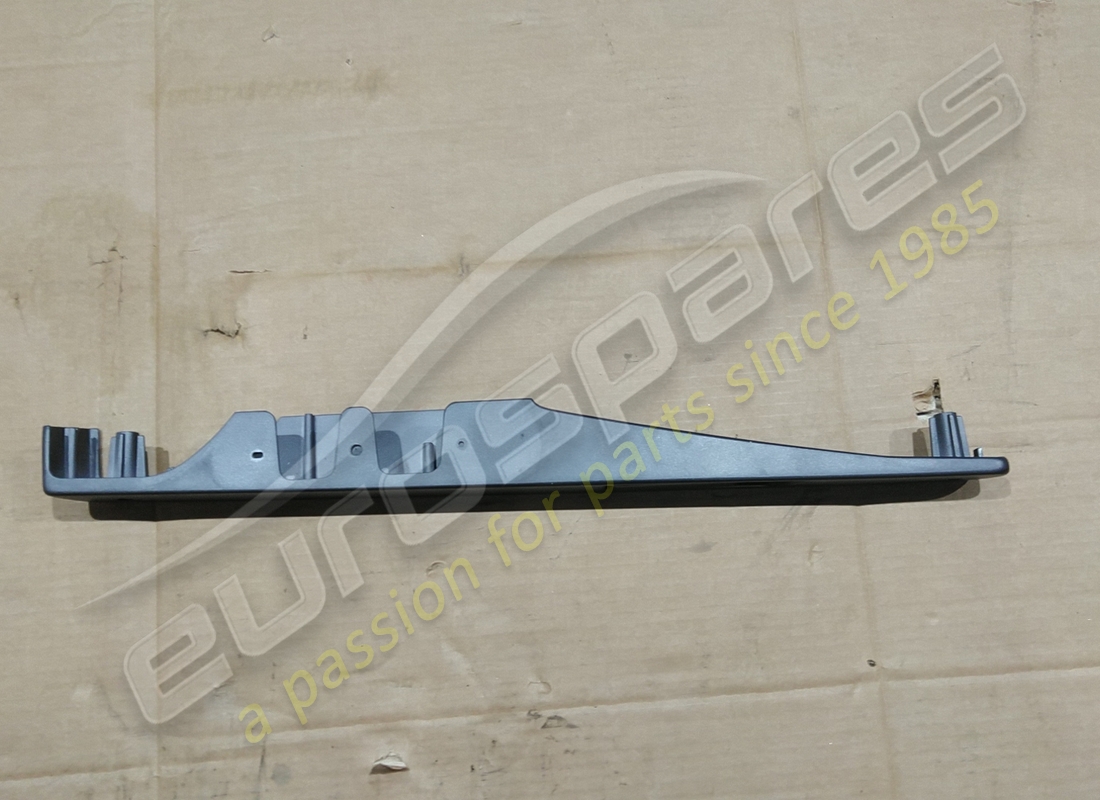 used aston martin assembly inside rlse hndl. part number 6g3322615ab (2)