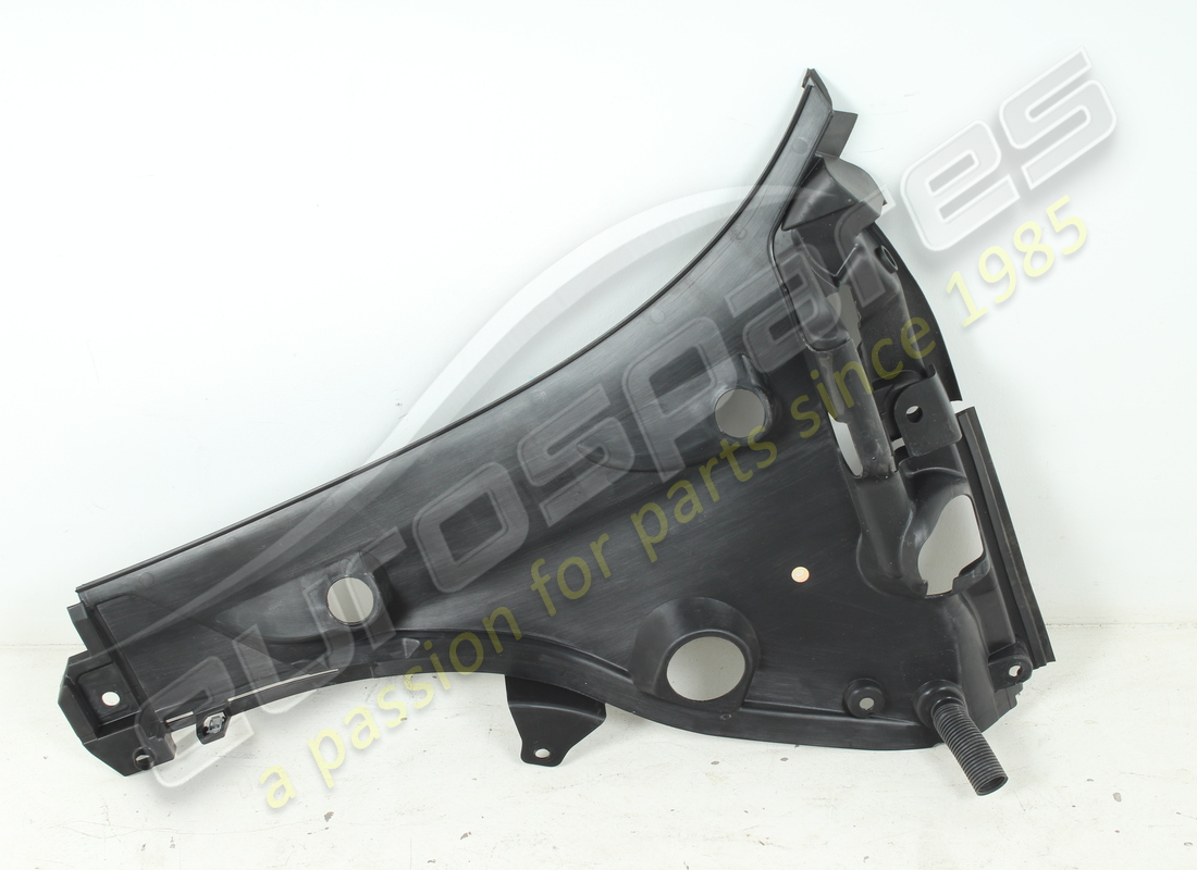 USED Ferrari COMPLETE RH UNDERWINDSCREEN TR . PART NUMBER 88959900 (1)