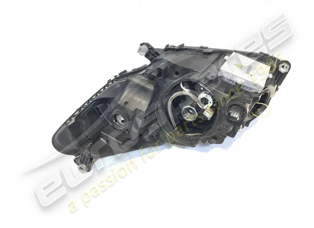 USED MASERATI RH FRONT HEADLIGHT BLACK F. PART NUMBER 294592 (2) used maserati rh front headlight black f. part number 294592 (2)
