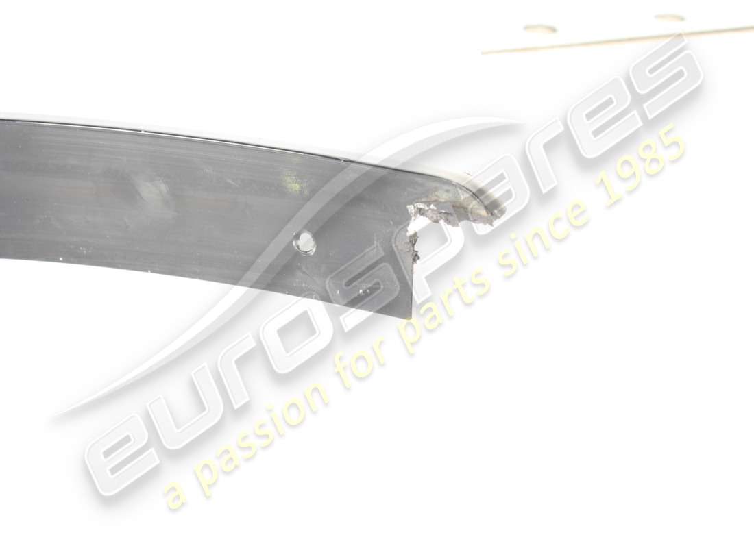 USED FERRARI RH RAIL GTB. PART NUMBER 60260106 (3) used ferrari rh rail gtb. part number 60260106 (3)