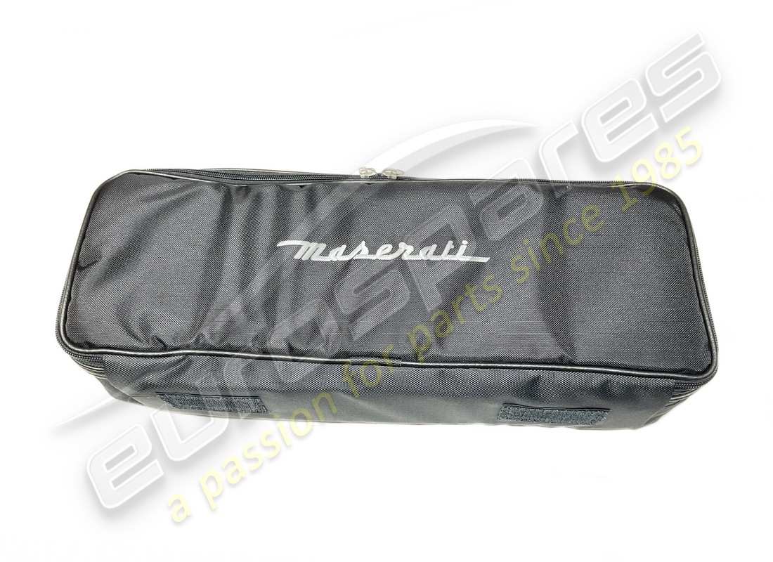 new maserati complete emergency kit m145. part number 940000891 (1)