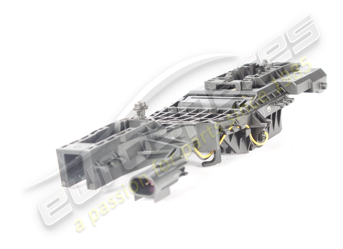 USED MASERATI LH OUTER HANDLE RETAINING BR. PART NUMBER 670034543 (2) used maserati lh outer handle retaining br. part number 670034543 (2)