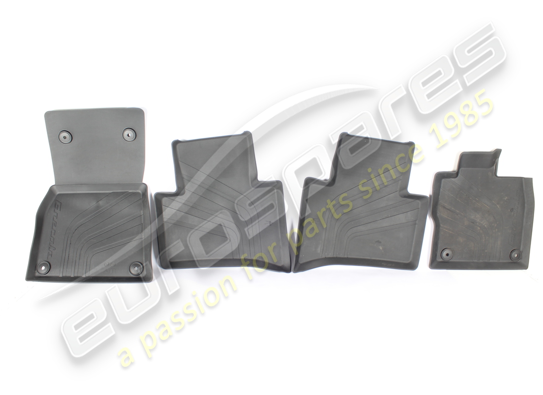 USED MASERATI OVER-CARPET BLACK KIT. PART NUMBER 670205728 (1) used maserati over-carpet black kit. part number 670205728 (1)