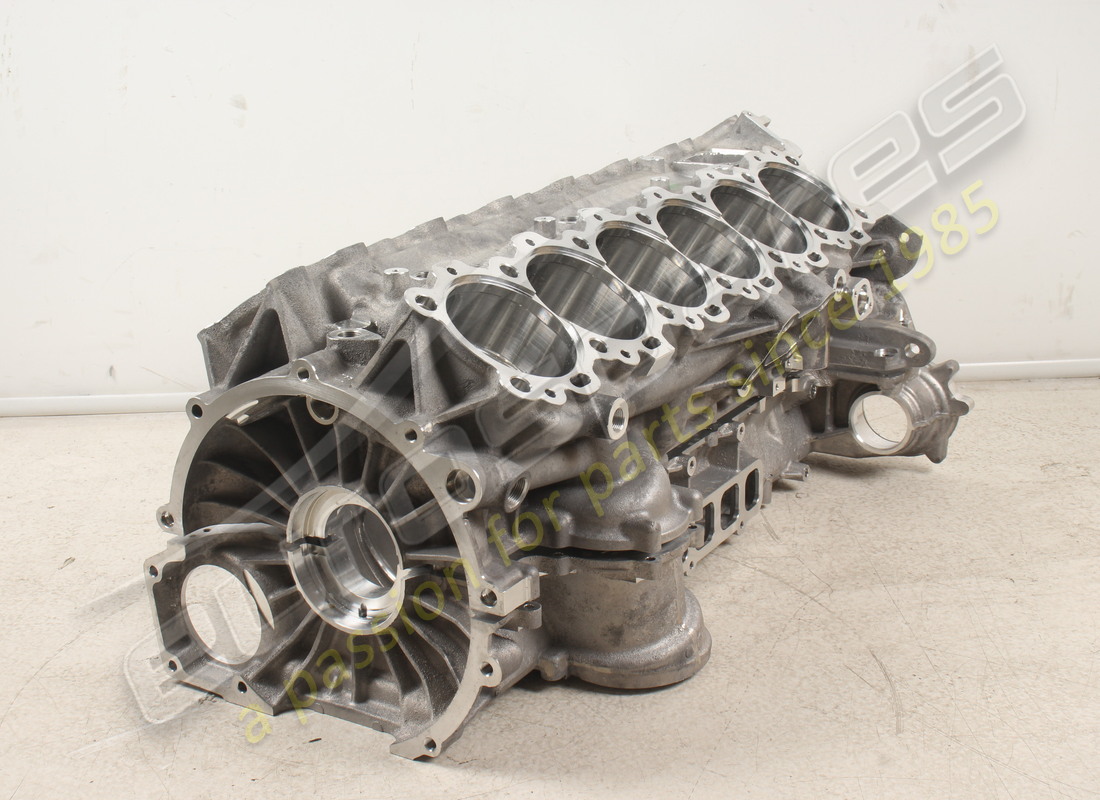 NEW FERRARI CRANKCASE-LOWER CRANKCASE SH. PART NUMBER 326982 (1) new ferrari crankcase-lower crankcase sh. part number 326982 (1)