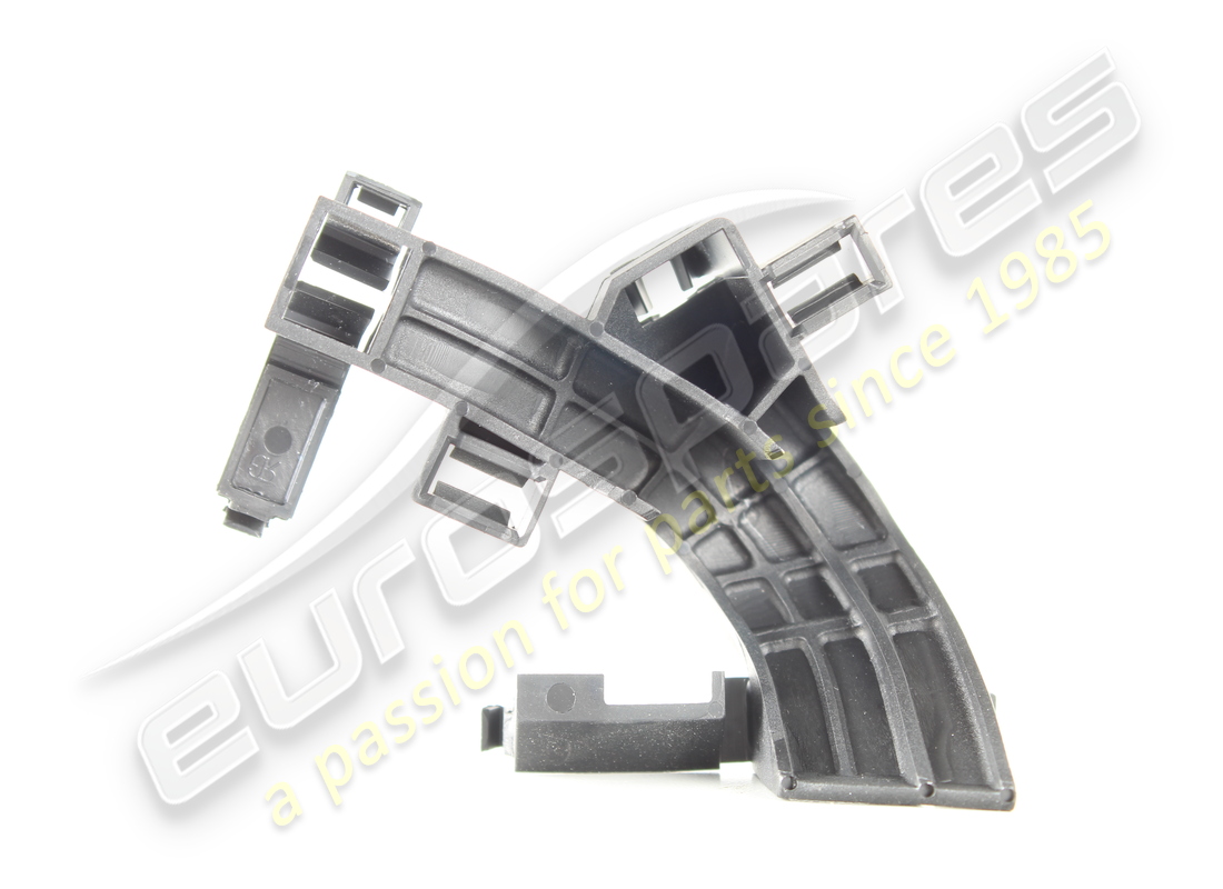 NEW MASERATI CLIP. PART NUMBER 670007068 (3) new maserati clip. part number 670007068 (3)