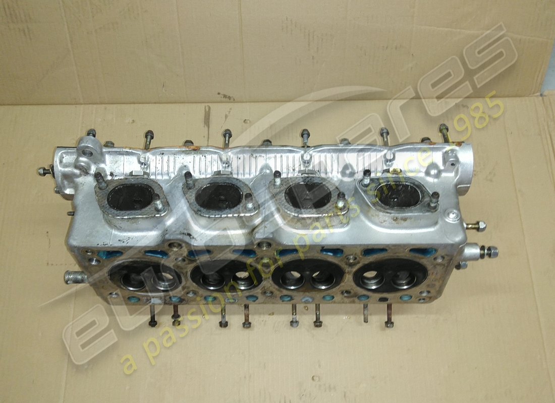 USED FERRARI RH CYLINDER HEAD. PART NUMBER 117749 (2) used ferrari rh cylinder head. part number 117749 (2)