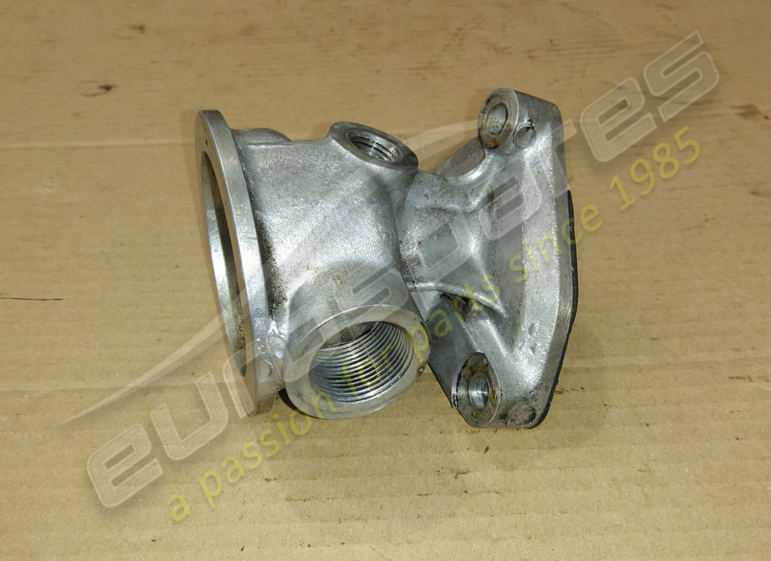 used ferrari oil filter base. part number 123863 (2)