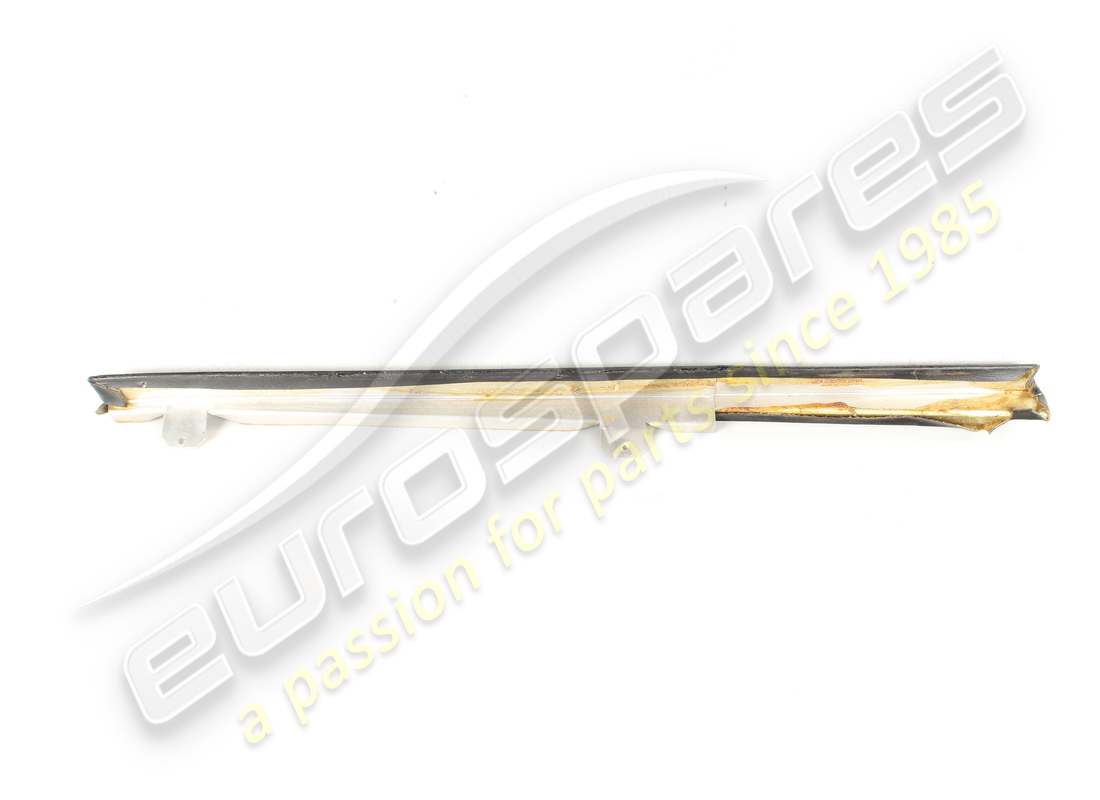 used ferrari lh moulding. part number 61190400 (2)