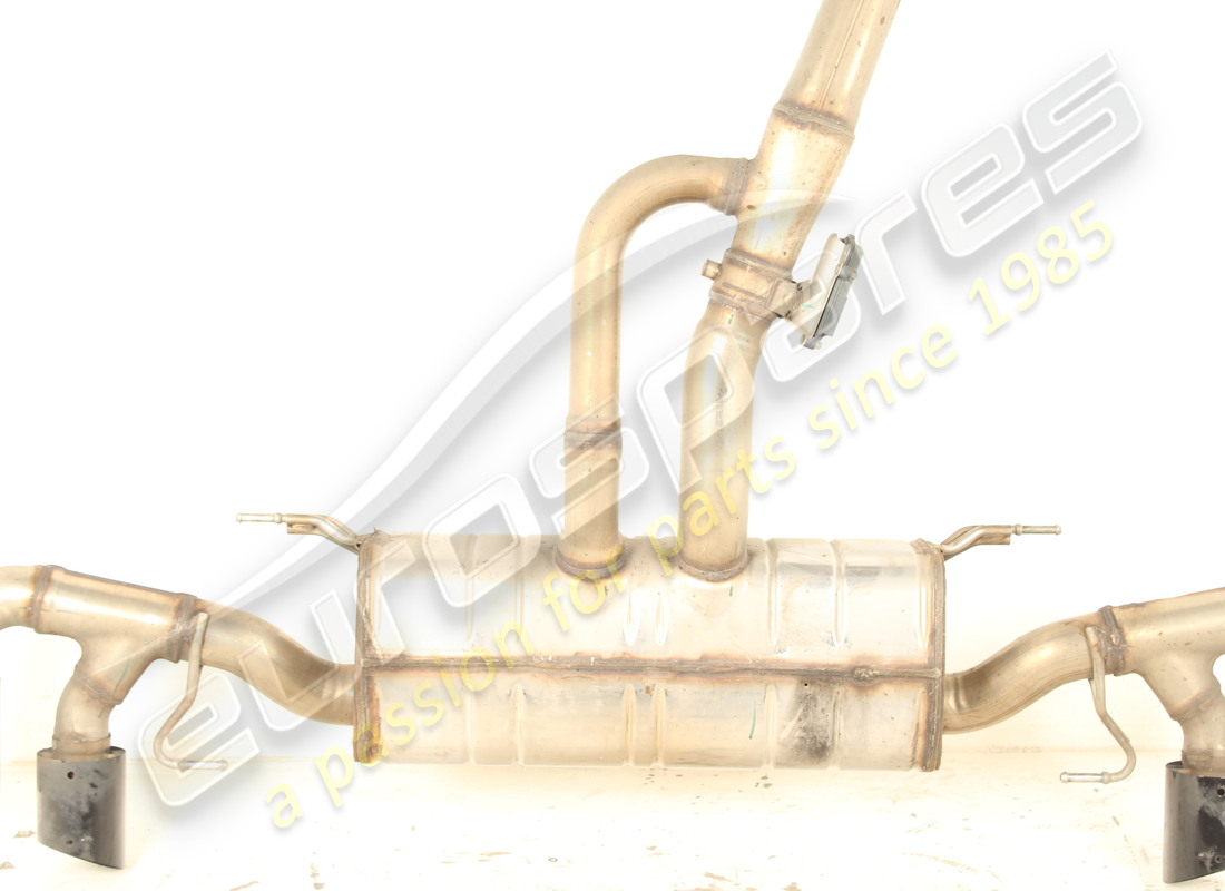 USED MASERATI REAR EXHAUST PIPE. PART NUMBER 670177008 (3) used maserati rear exhaust pipe. part number 670177008 (3)