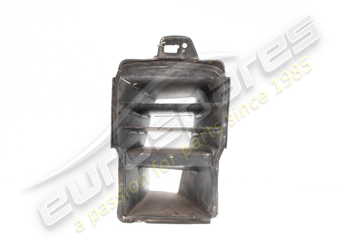 USED FERRARI RH AIR INLET. PART NUMBER 62097900A (3) used ferrari rh air inlet. part number 62097900a (3)