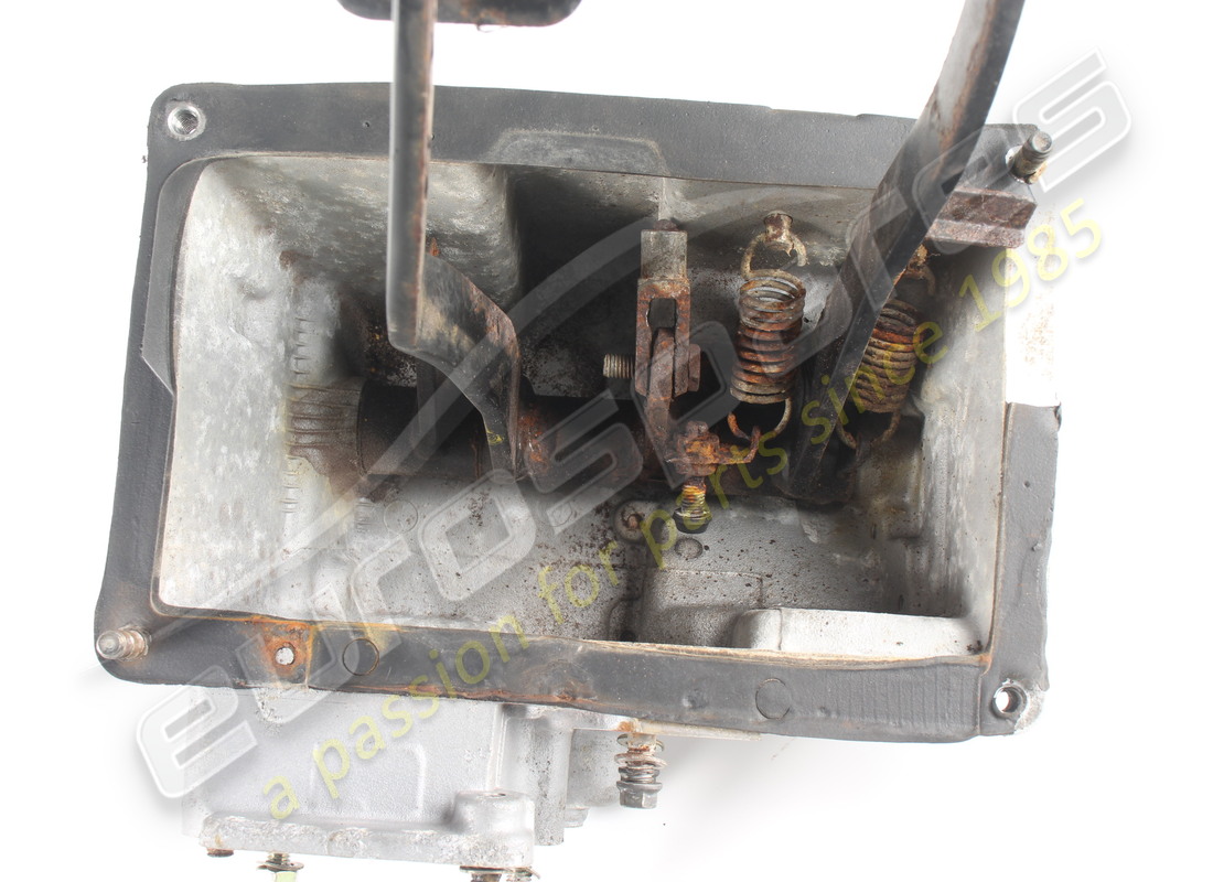 DAMAGED FERRARI PEDAL SUPPORT (MANUAL). PART NUMBER 147690 (3) damaged ferrari pedal support (manual). part number 147690 (3)