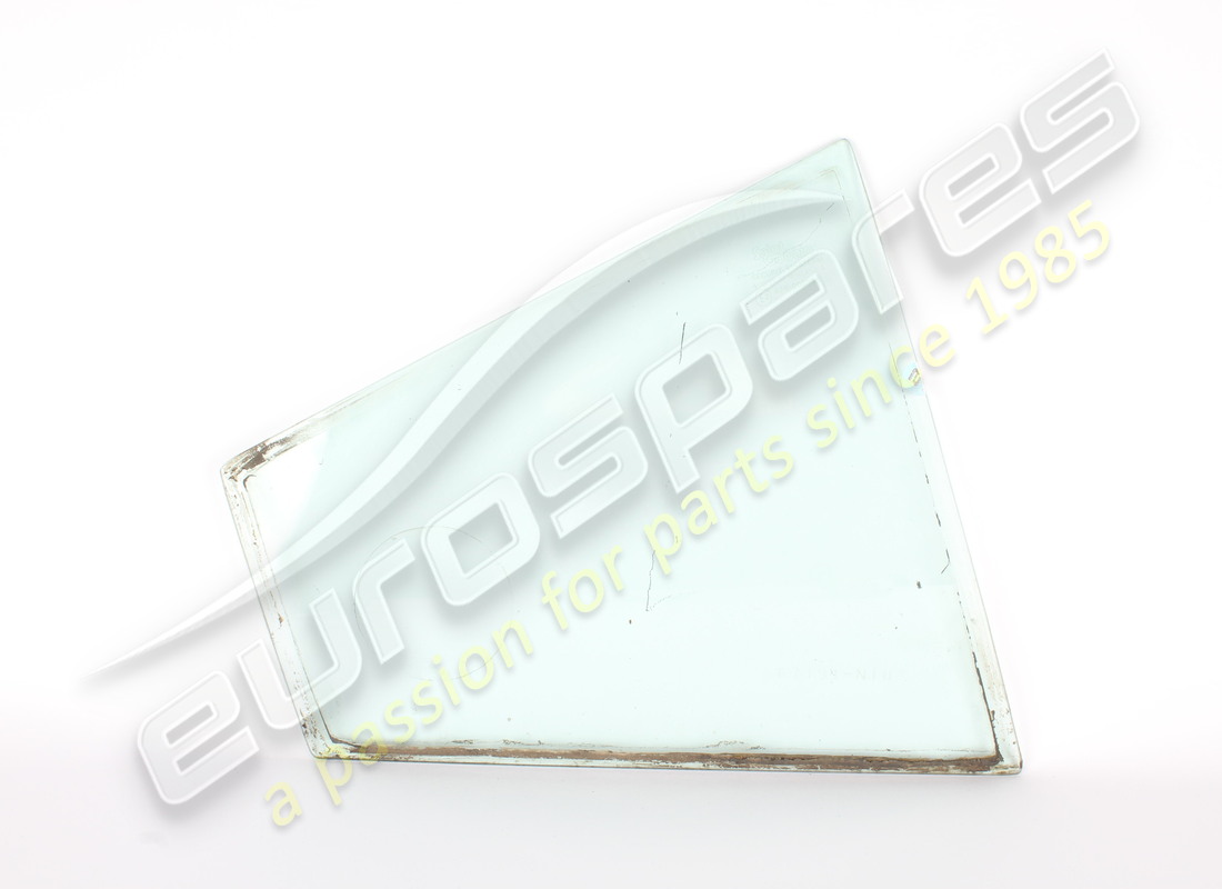 USED FERRARI RH REAR QUARTER LIGHT GLASS GTB. PART NUMBER 60264801 (1) used ferrari rh rear quarter light glass gtb. part number 60264801 (1)