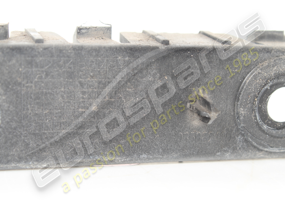 USED FERRARI RH REAR MOUNT. PART NUMBER 85082400 (2) used ferrari rh rear mount. part number 85082400 (2)