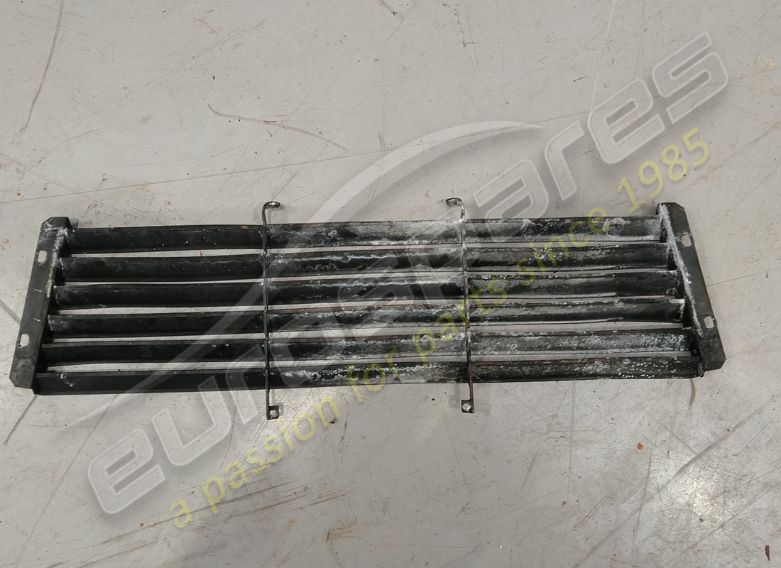 DAMAGED FERRARI ENGINE LID GRILLE. PART NUMBER 40089807 (2) damaged ferrari engine lid grille. part number 40089807 (2)