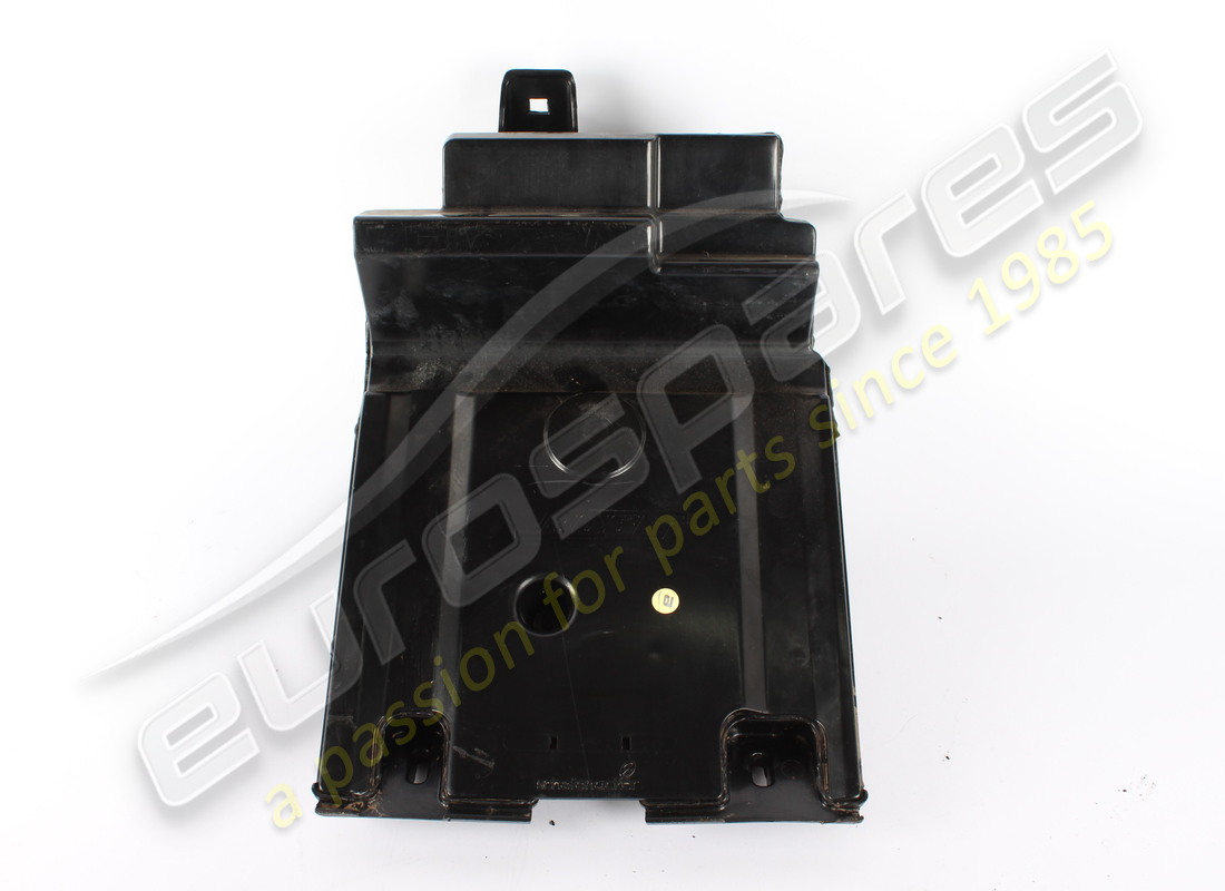 USED FERRARI BASSBOX BOSE WITH LOUD SPEAK. PART NUMBER 68178900 (2) used ferrari bassbox bose with loud speak. part number 68178900 (2)