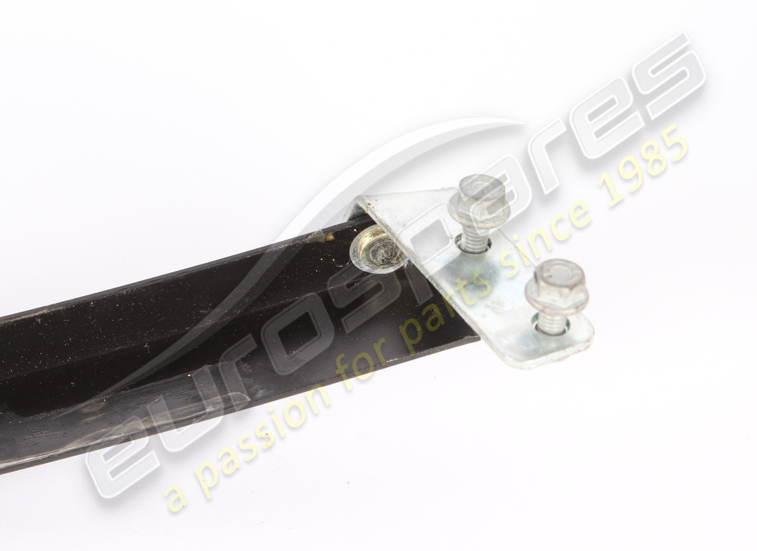 used ferrari rh front guide shoe. part number 66856400 (3)