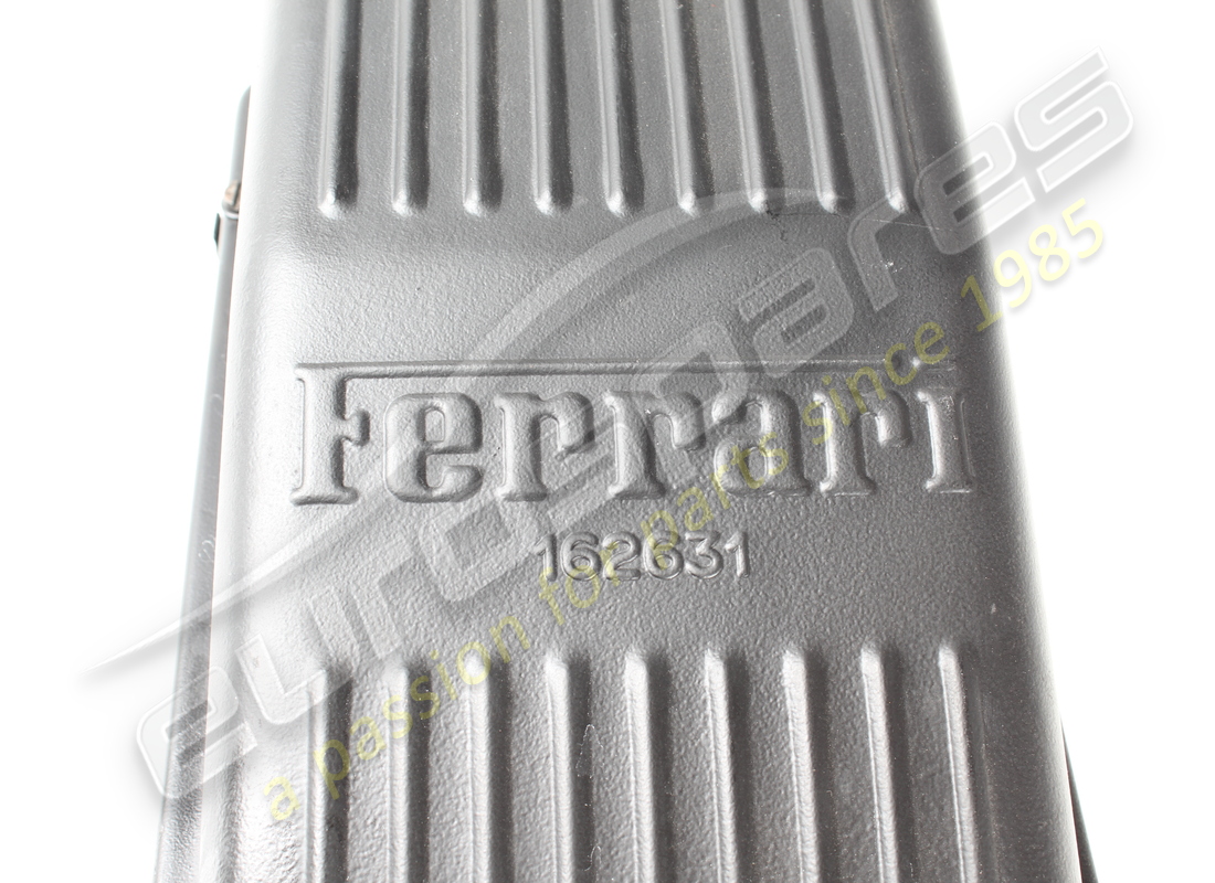 USED FERRARI COMPLETE RH AIR INTAKE. PART NUMBER 171998 (2) used ferrari complete rh air intake. part number 171998 (2)