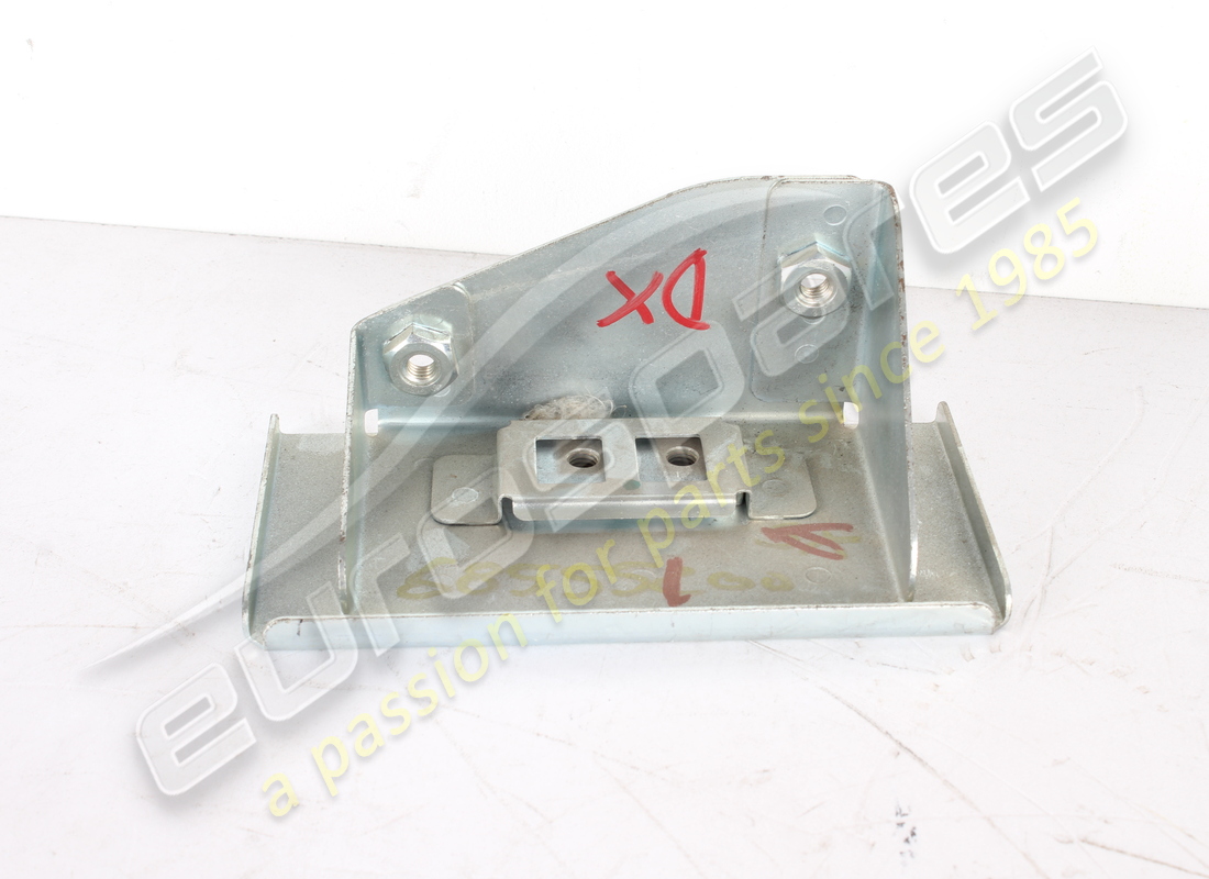 NEW FERRARI RH STRIKER REINFORCEMENT. PART NUMBER 68555100 (1) new ferrari rh striker reinforcement. part number 68555100 (1)