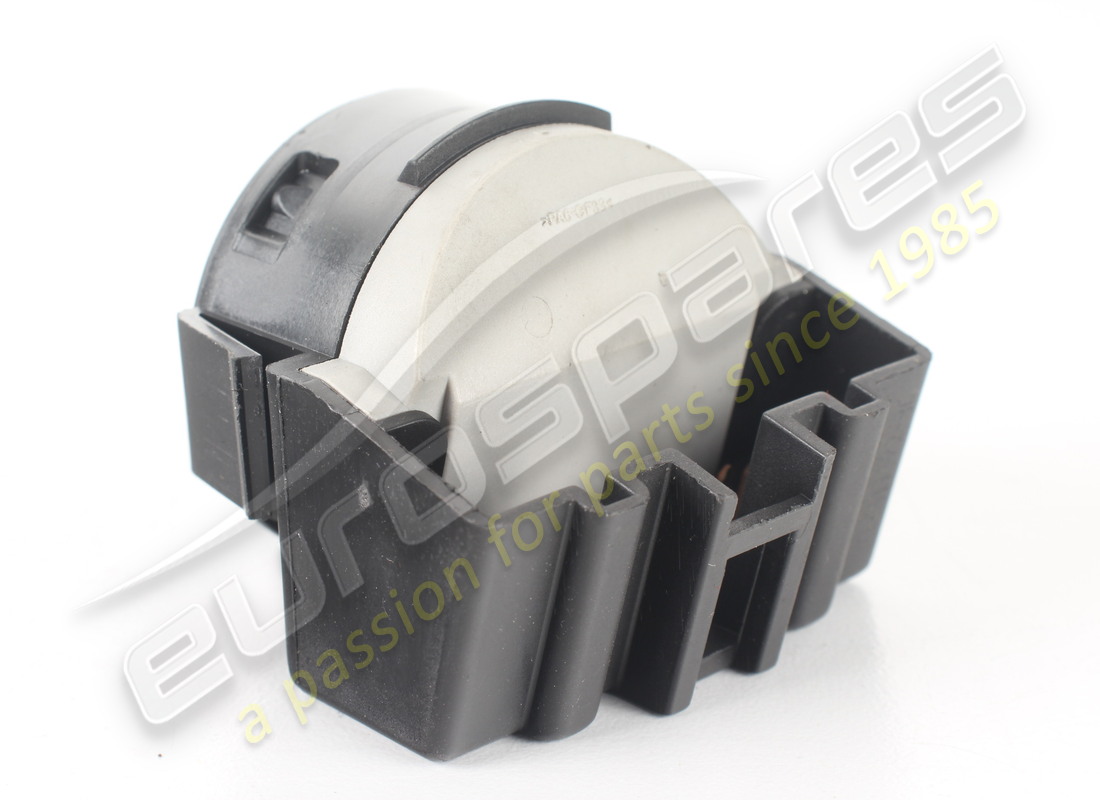 USED ASTON MARTIN SWITCH, IGNITION, LESS INTERLOCK. PART NUMBER 4G4311572BC (2) used aston martin switch, ignition, less interlock. part number 4g4311572bc (2)