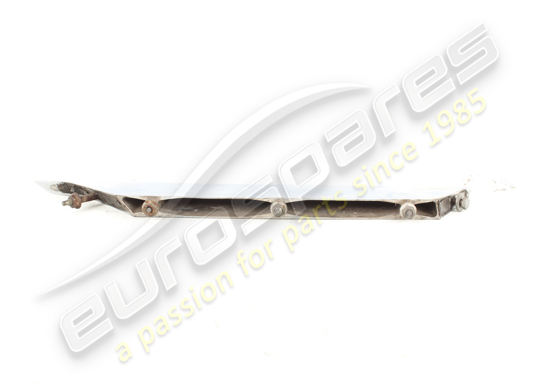 used aston martin side strake, fender, rh part number 6g33280b62ad (2)