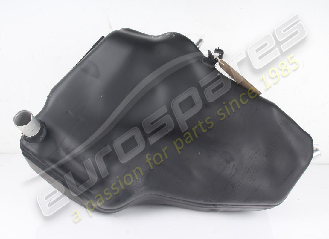 USED FERRARI RH FUEL TANK WITH CAPS AND PAINT AND VIBRATION DAMPERS. PART NUMBER 780722 (2) used ferrari rh fuel tank with caps and paint and vibration dampers. part number 780722 (2)